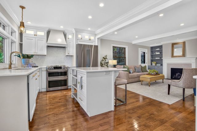 30R Morses Pond Road, Wellesley, MA 02428