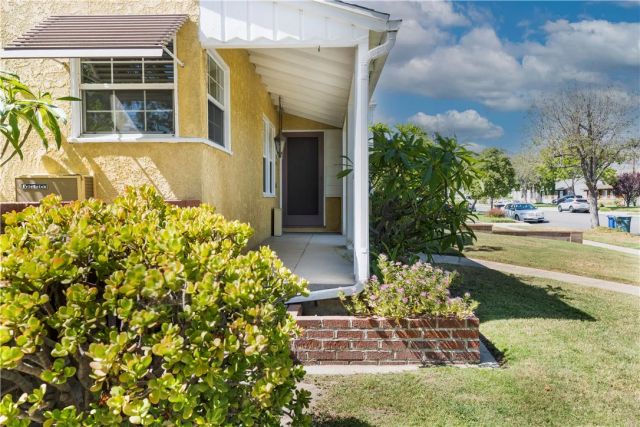 1701 N Naomi, Burbank, CA 91505
