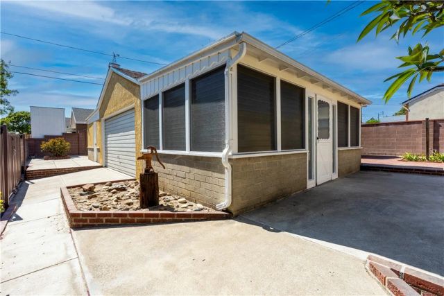 1701 N Naomi, Burbank, CA 91505