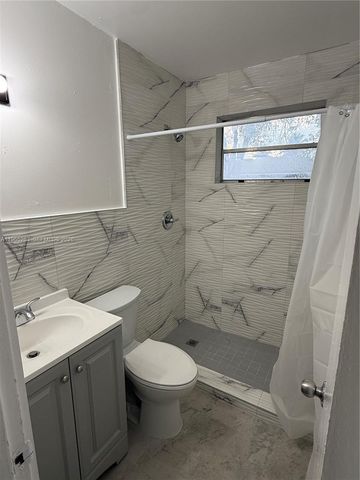 1763 NW 45th St 1765, Miami, FL 33142