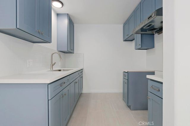 2122 E 10th Street, Long Beach, CA 90804