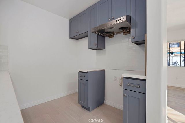 2122 E 10th Street, Long Beach, CA 90804