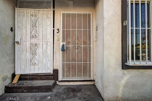 2122 E 10th Street, Long Beach, CA 90804