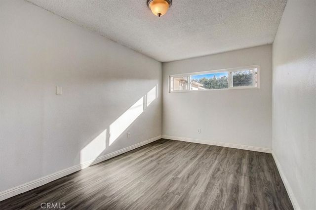 2122 E 10th Street, Long Beach, CA 90804