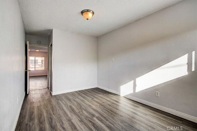 2122 E 10th Street, Long Beach, CA 90804