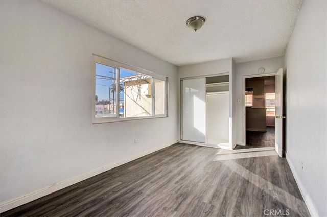 2122 E 10th Street, Long Beach, CA 90804