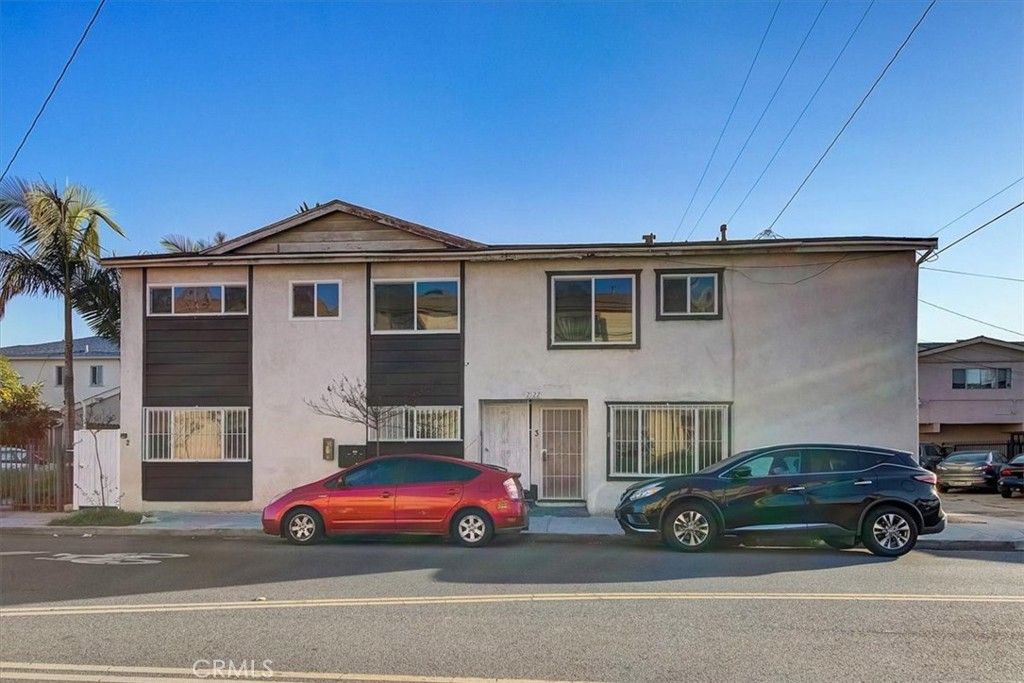 2122 E 10th Street, Long Beach, CA 90804