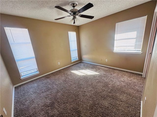 862 Siskin Cir, Corpus Christi, TX 78418