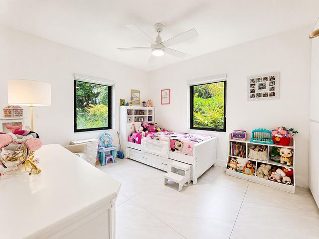 13231 NW 1st Avenue, Miami, FL 33168