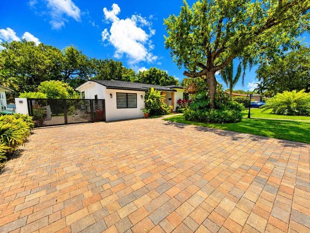 13231 NW 1st Avenue, Miami, FL 33168