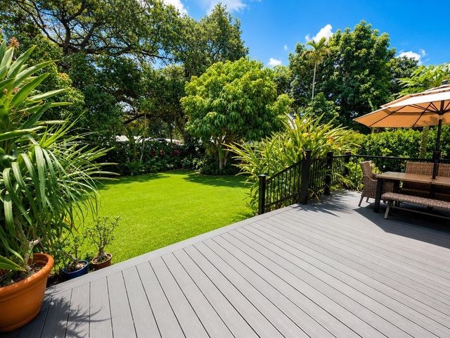 13231 NW 1st Avenue, Miami, FL 33168