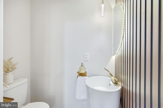 1034 GREENVIEW, Basye, VA 22810