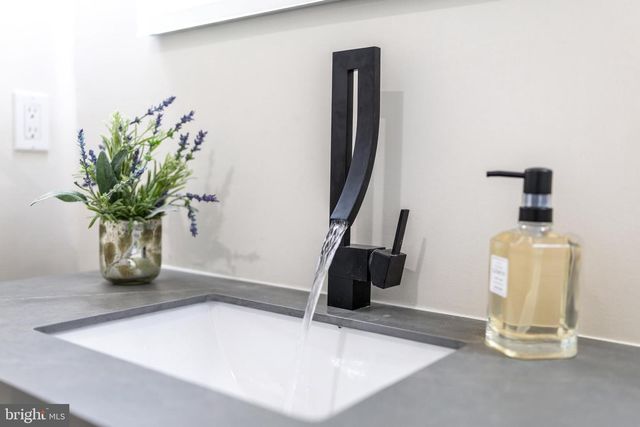 1034 GREENVIEW, Basye, VA 22810