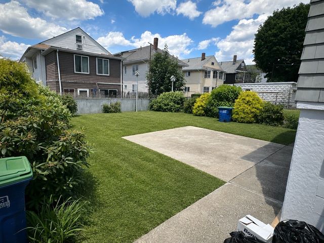 111 Hillsdale Rd 1, Somerville, MA 02144