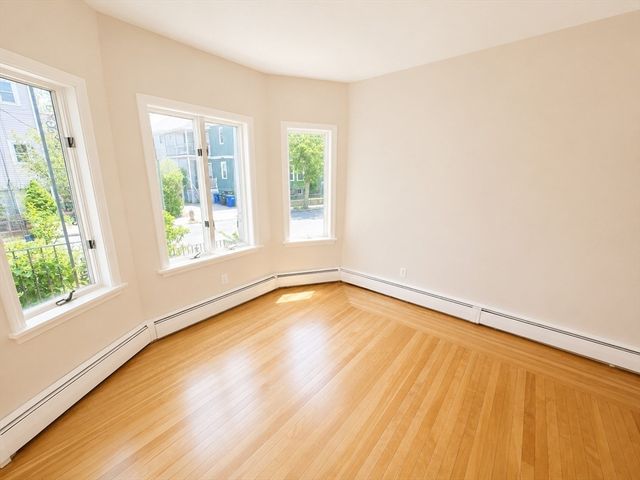 111 Hillsdale Rd 1, Somerville, MA 02144