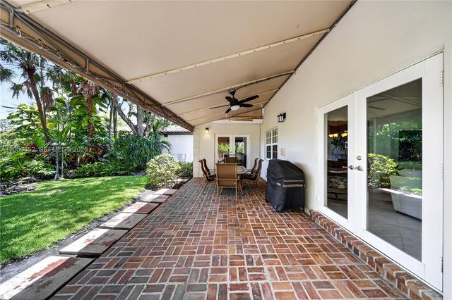 4820 Campo Sano Court, Coral Gables, FL 33146