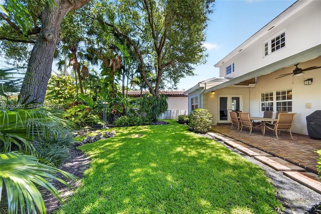 4820 Campo Sano Court, Coral Gables, FL 33146