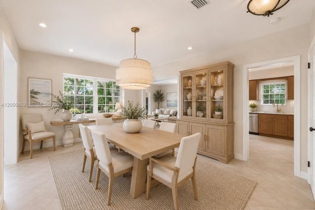 4820 Campo Sano Court, Coral Gables, FL 33146