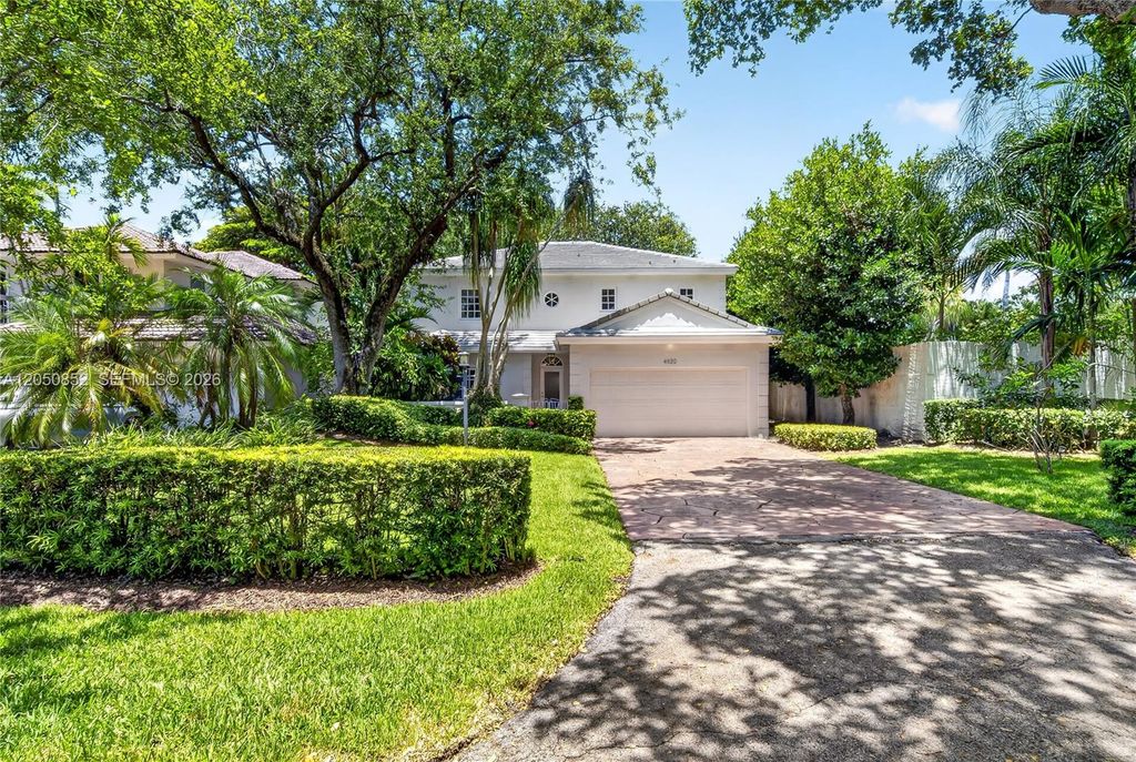4820 Campo Sano Court, Coral Gables, FL 33146