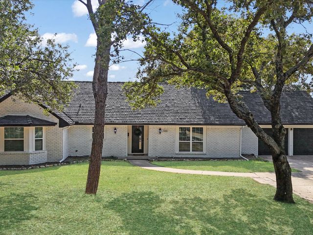 3805 Kimberly Lane, Fort Worth, TX 76133