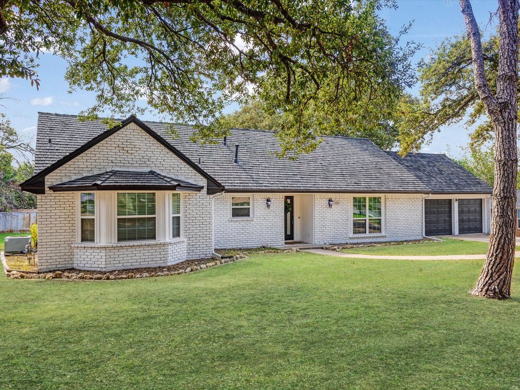 3805 Kimberly Lane, Fort Worth, TX 76133