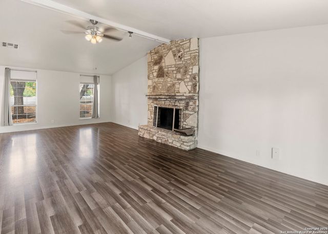 4602 Oak Climb, San Antonio, TX 78217