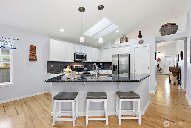 2253 McDonald Avenue, Dupont, WA 98327