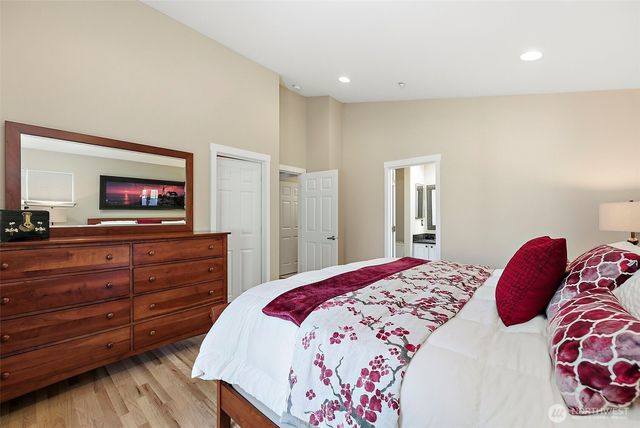 2253 McDonald Avenue, Dupont, WA 98327