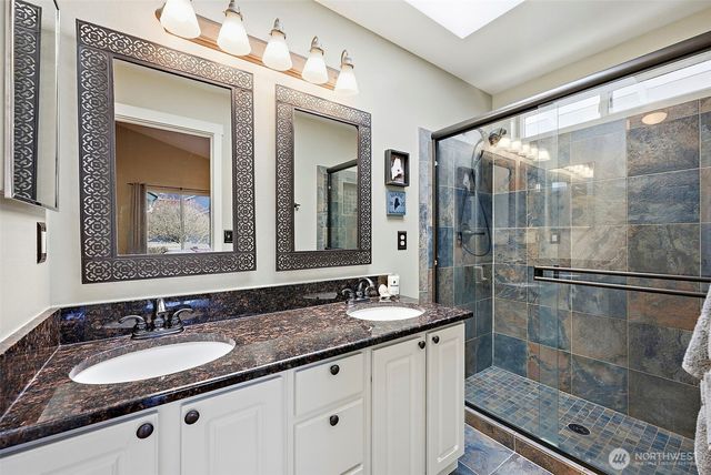 2253 McDonald Avenue, Dupont, WA 98327