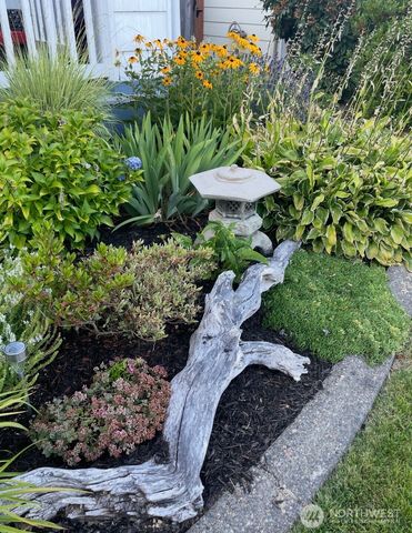 2253 McDonald Avenue, Dupont, WA 98327