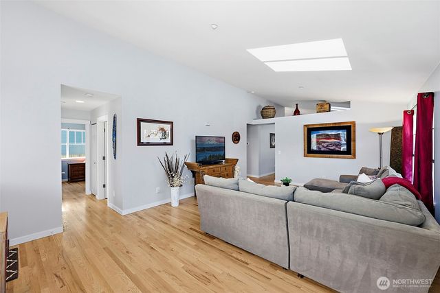 2253 McDonald Avenue, Dupont, WA 98327