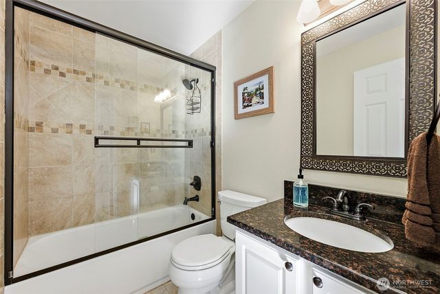 2253 McDonald Avenue, Dupont, WA 98327