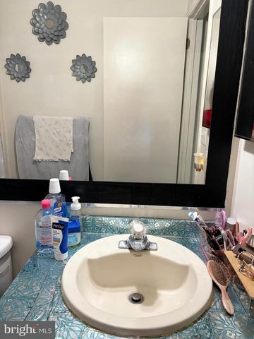 4403B ABERDEEN DR, Mount Laurel, NJ 08054