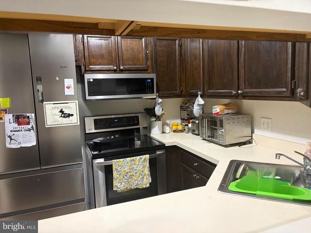 4403B ABERDEEN DR, Mount Laurel, NJ 08054