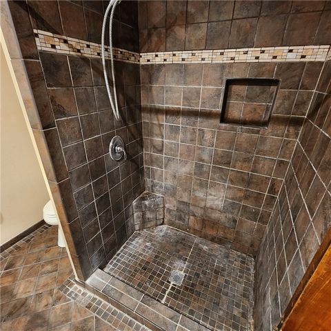 1446 Annapolis Dr, Corpus Christi, TX 78415