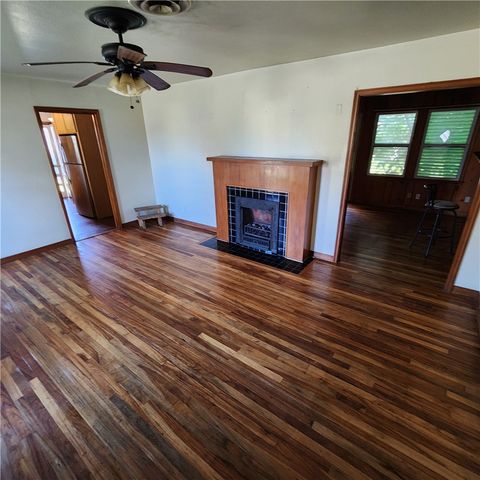 1446 Annapolis Dr, Corpus Christi, TX 78415