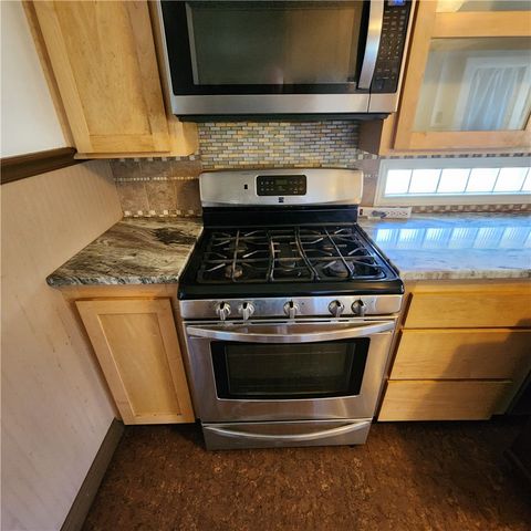 1446 Annapolis Dr, Corpus Christi, TX 78415