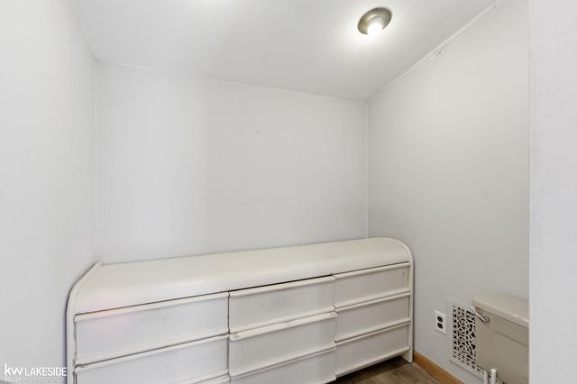 353 George Street, Trenton, MI 48183