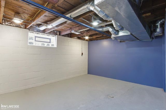 353 George Street, Trenton, MI 48183