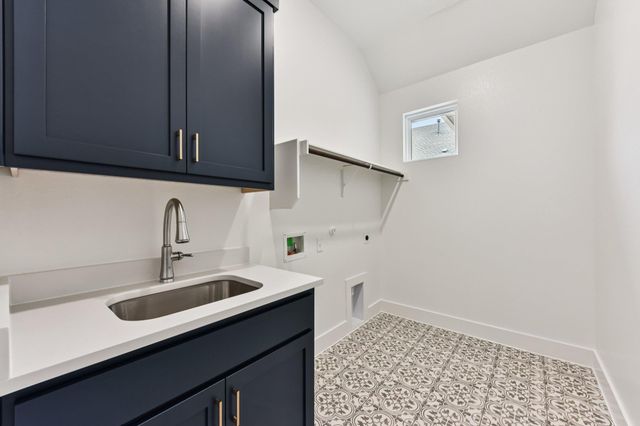 6213 Alamosa Clearing DR, Austin, TX 78738