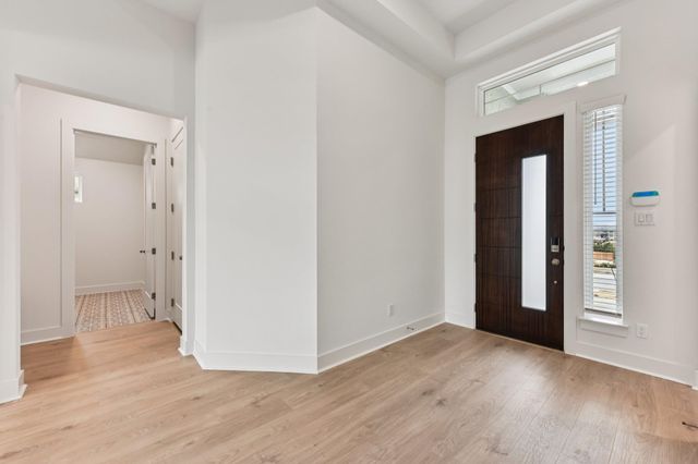 6213 Alamosa Clearing DR, Austin, TX 78738