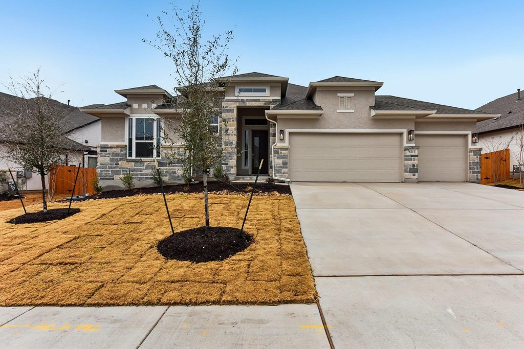 6213 Alamosa Clearing DR, Austin, TX 78738