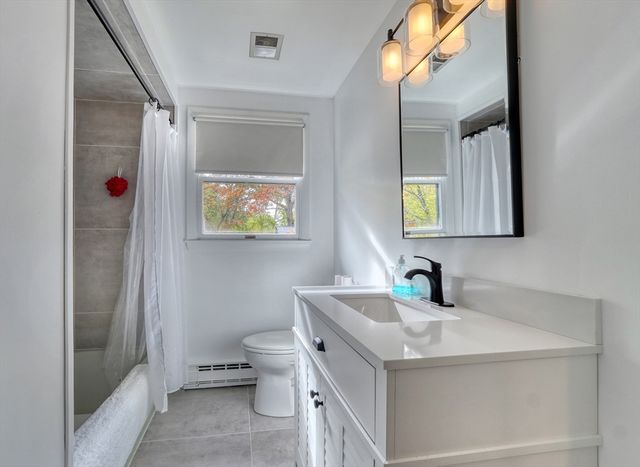 38 Appleton St, Saugus, MA 01906