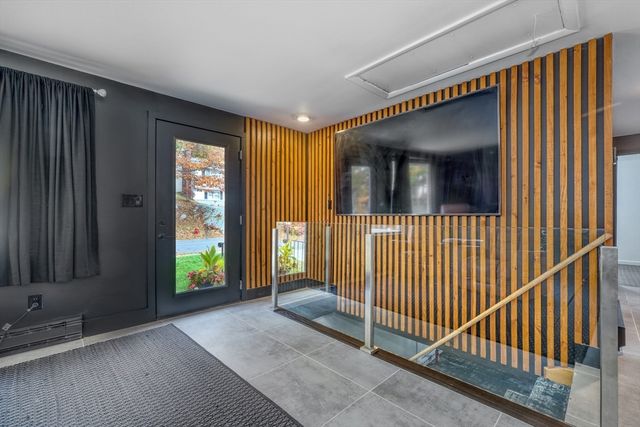 38 Appleton St, Saugus, MA 01906