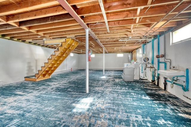 38 Appleton St, Saugus, MA 01906