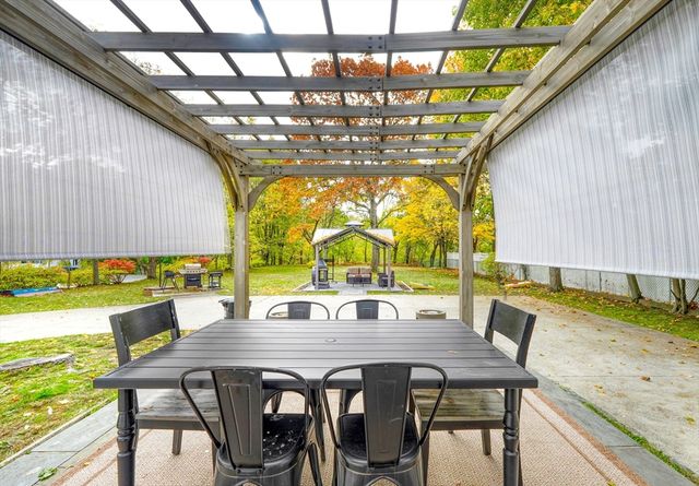 38 Appleton St, Saugus, MA 01906