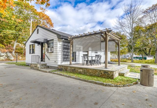 38 Appleton St, Saugus, MA 01906