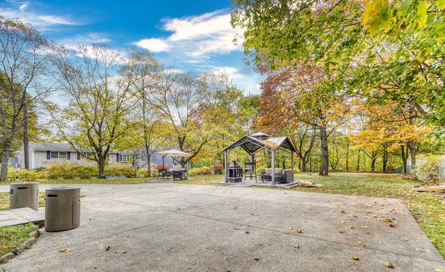 38 Appleton St, Saugus, MA 01906