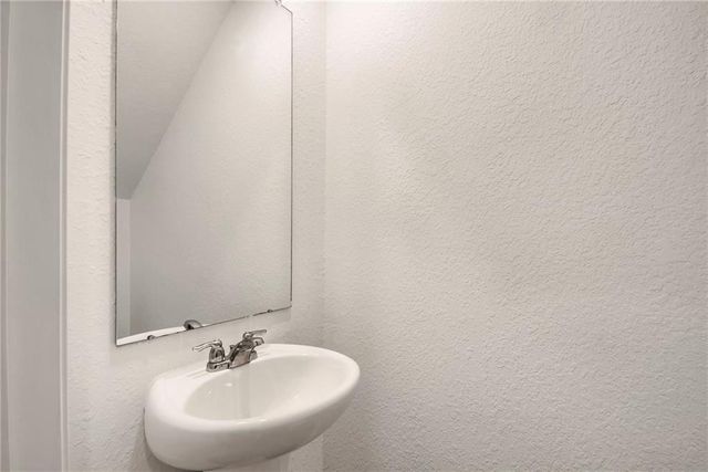 1004 Highwood Lane, Atlanta, GA 30344