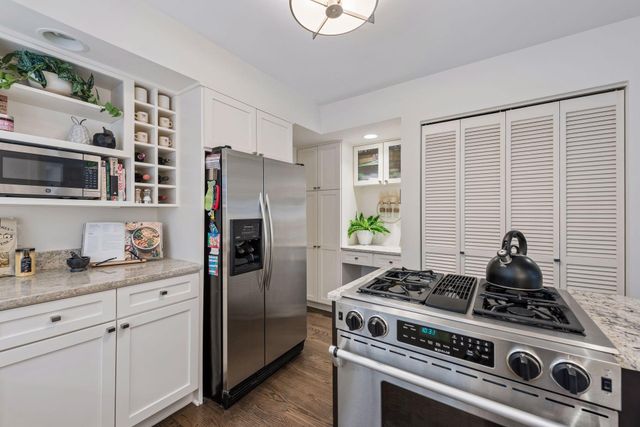 2726 Humboldt Avenue S A, Minneapolis, MN 55408